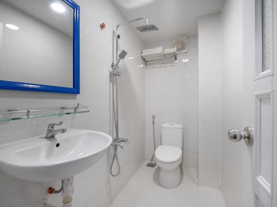 Elena Seaview Hotel Da Nang Exterior photo